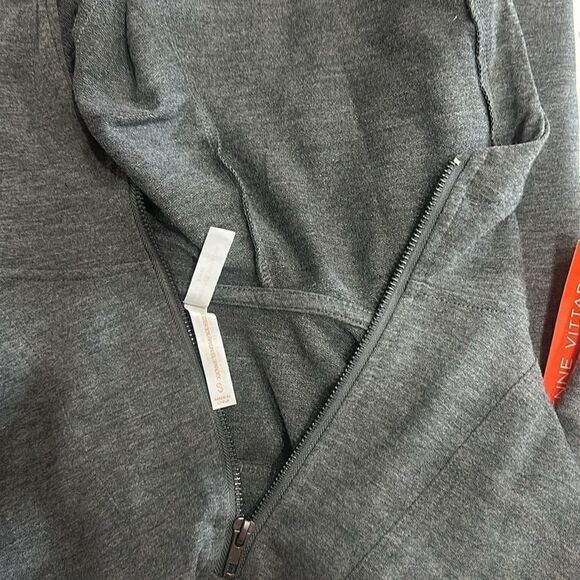 Adrienne Vittadini Sport Gray Pullover Hoodie Top Shirt with pockets Small S NWT - Picture 5 of 5